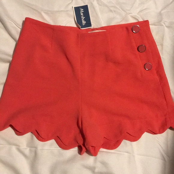 Monteau Pants - Dressy Shorts